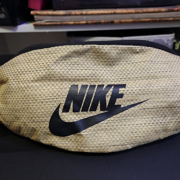 Nike Premium Heritage Hip Pack Tan Diamond - Picture 3 of 10